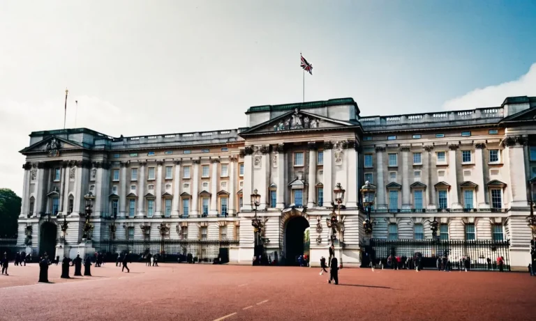 Does Buckingham Palace Have Air Conditioning?