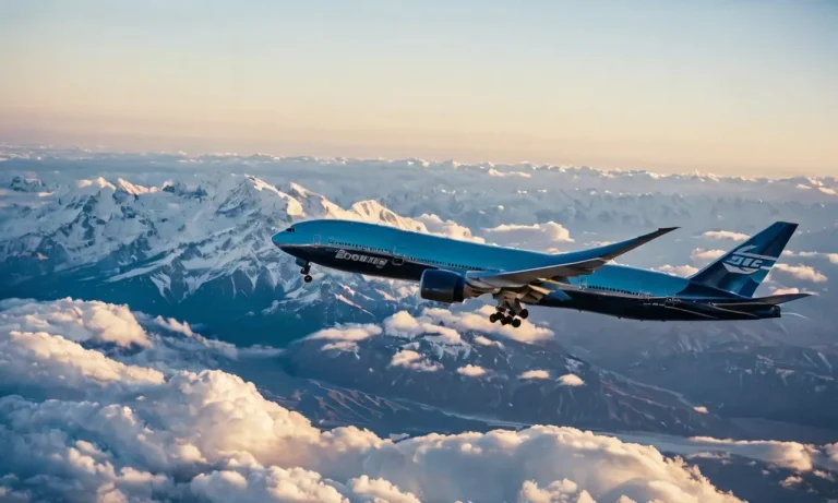 Boeing 777 Vs 747: Which Jumbo Jet Is Bigger And Better?