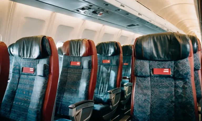 Will I Fit In An Airplane Seat If I Wear Size 28?