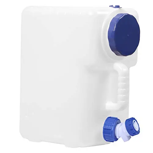 CAMPMAX 4 gallon water container with spigot